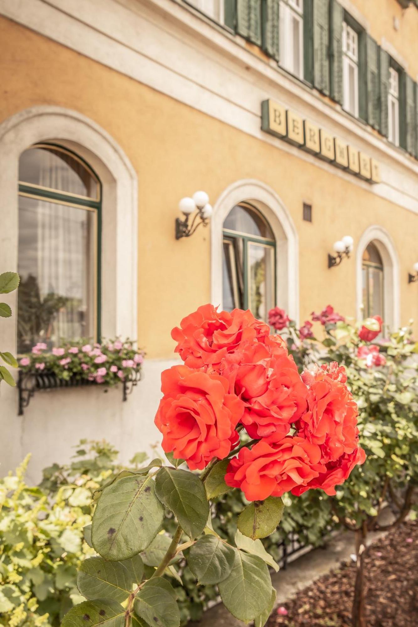 Hotel Bergwirt Schoenbrunn Bécs Kültér fotó