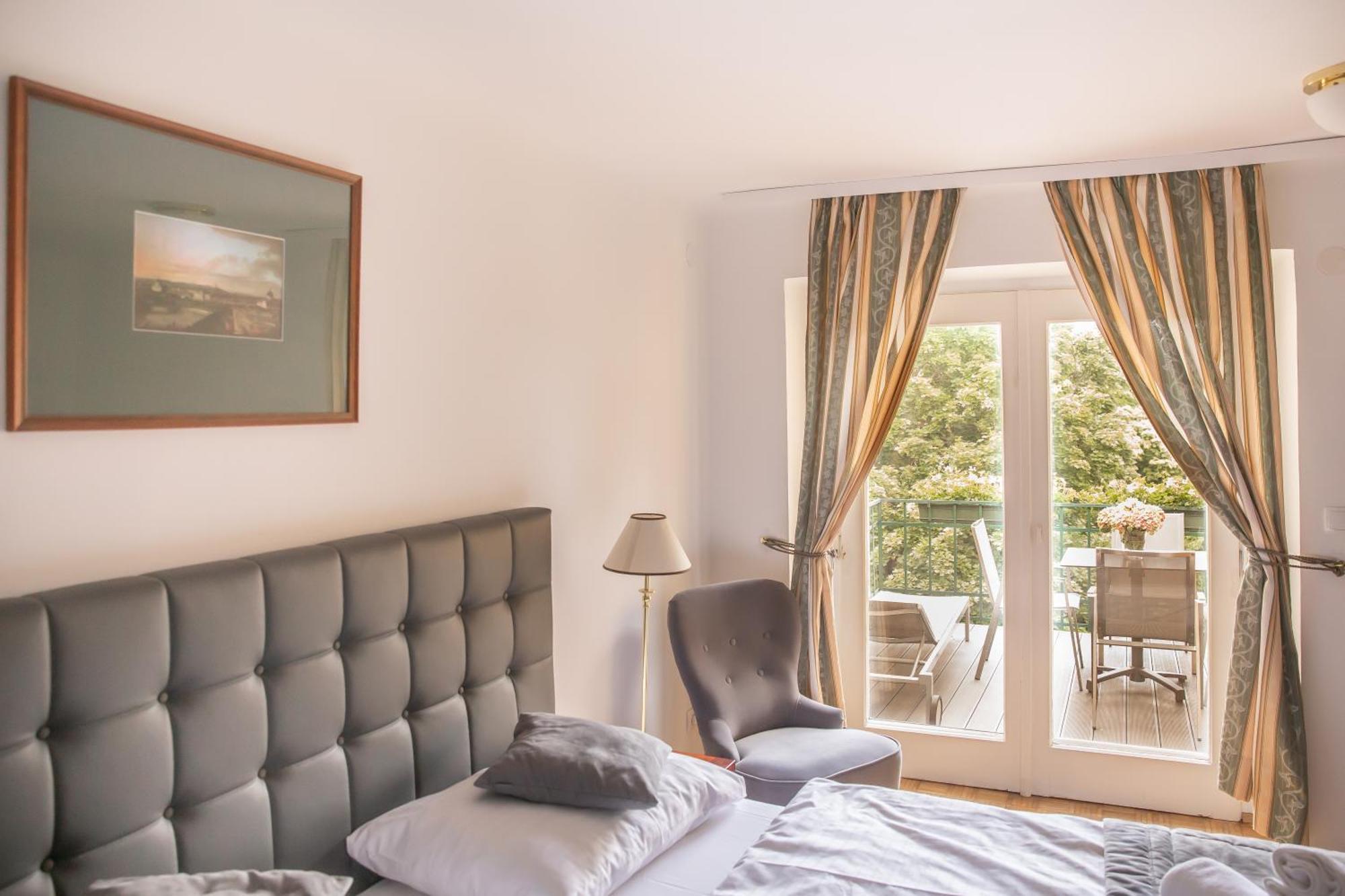 Hotel Bergwirt Schoenbrunn Bécs Kültér fotó