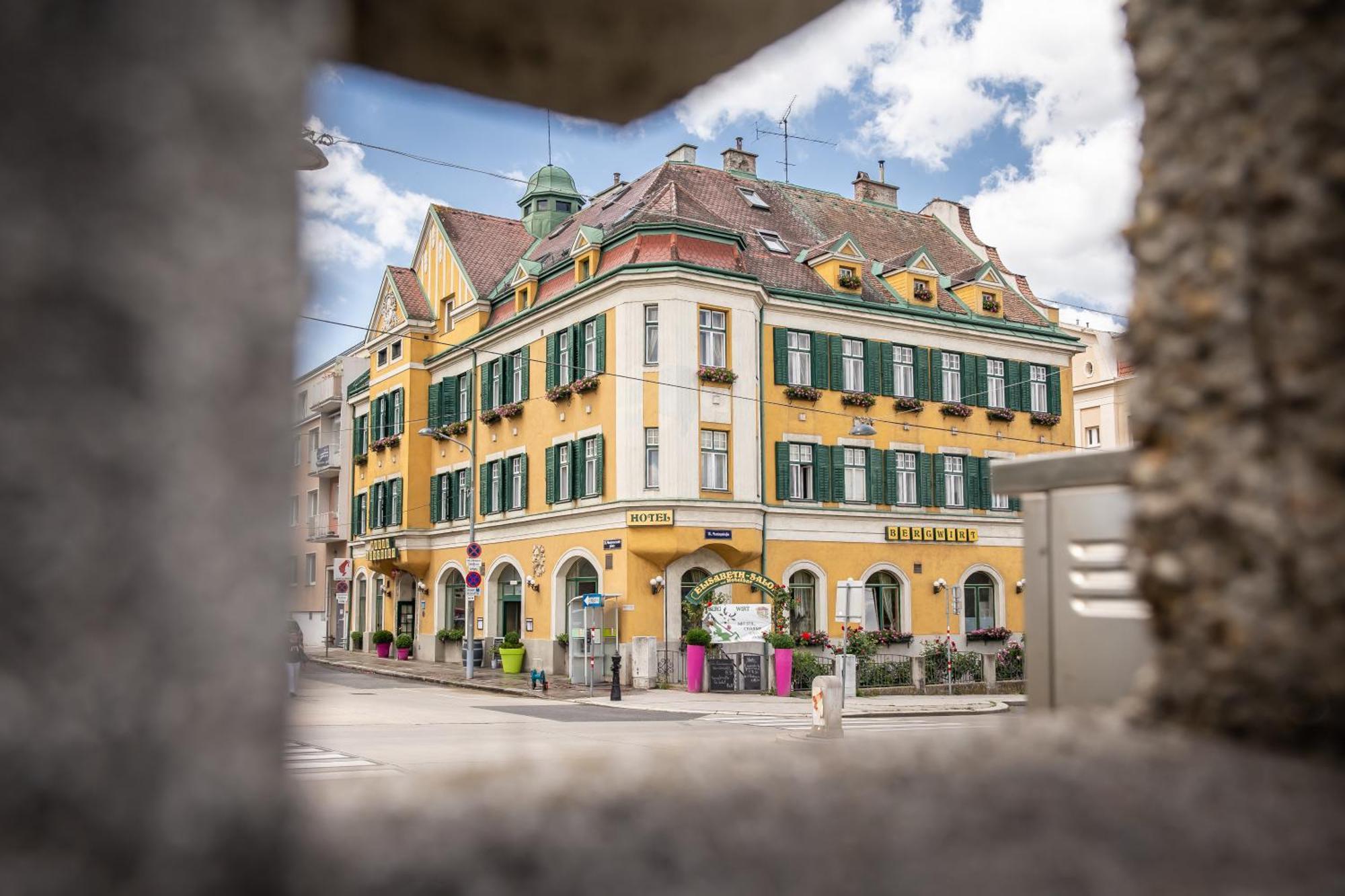 Hotel Bergwirt Schoenbrunn Bécs Kültér fotó