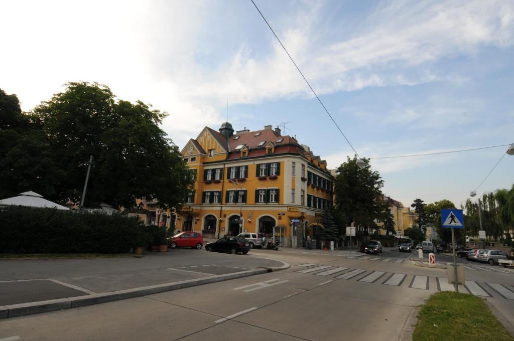 Hotel Bergwirt Schoenbrunn Bécs Kültér fotó