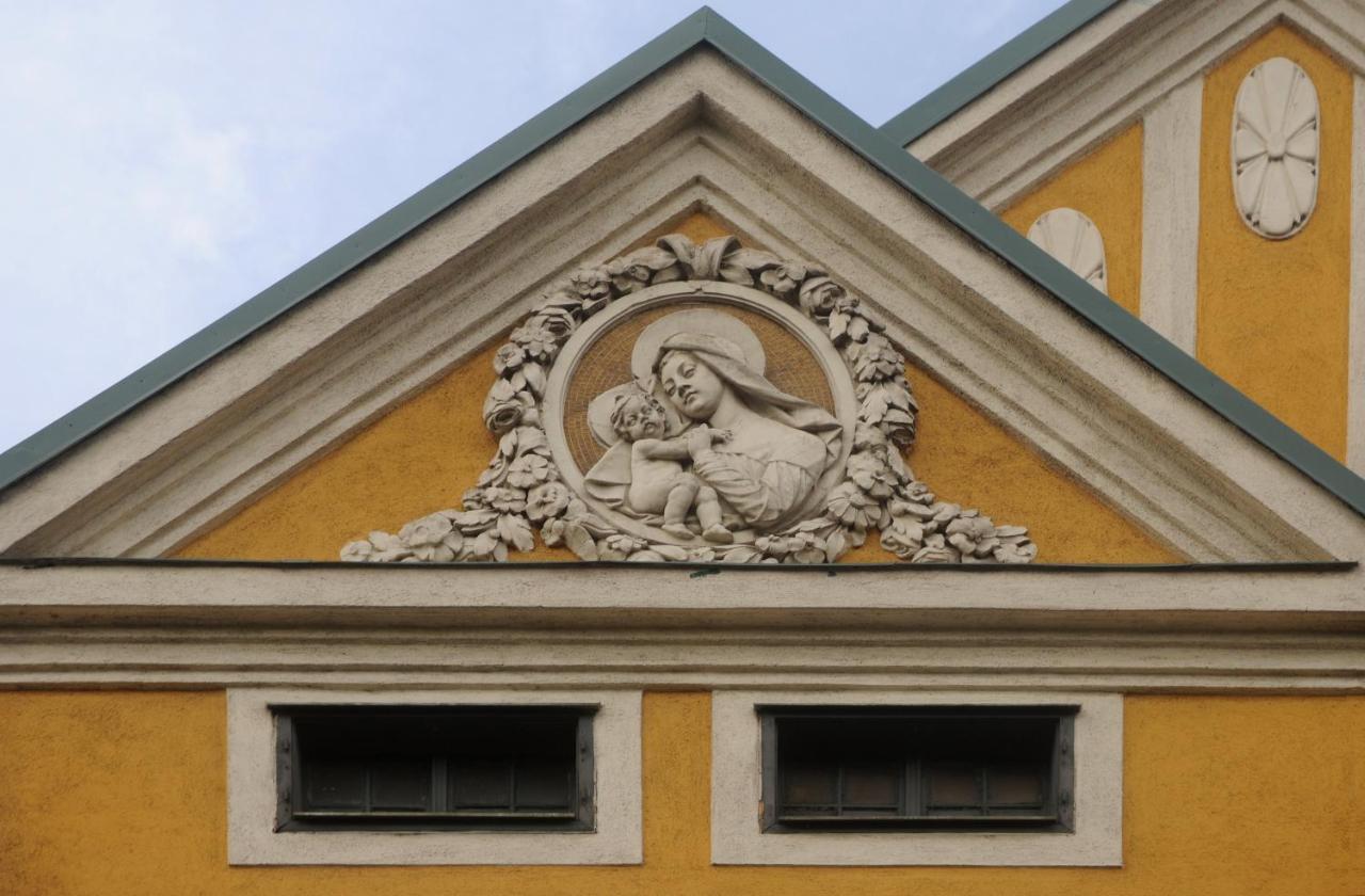 Hotel Bergwirt Schoenbrunn Bécs Kültér fotó